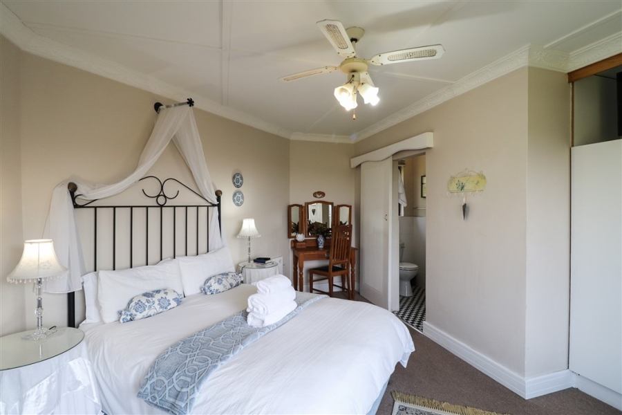 11 Bedroom Property for Sale in Nahoon Beach Eastern Cape